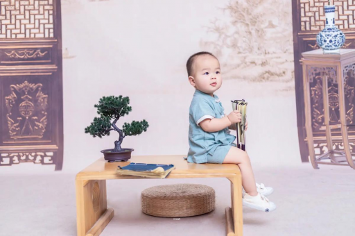 长葛宝宝几个月可以笑出声